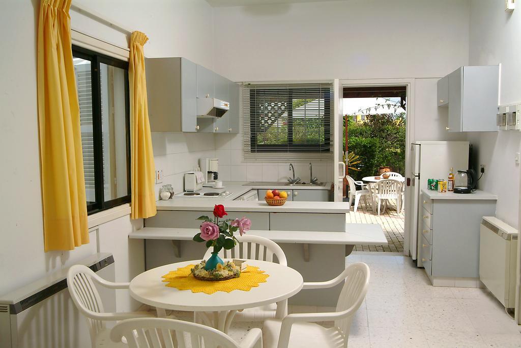 Sunbay Apartments 皮拉 外观 照片